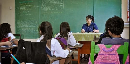BID alerta que Paraguay arrastra ocho años de atraso educativo