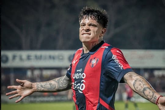 Iturbe seguirá en Cerro Porteño este semestre