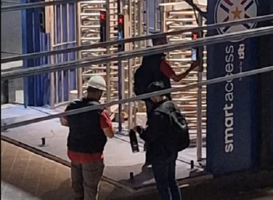 Policía cuestiona uso de molinetes en Defensores del Chaco por peligro de avalanchas