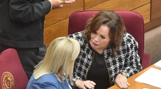 Senador López niega haber firmado documentos que justificaban la ausencia de sobrinos de Noelia Cabrera