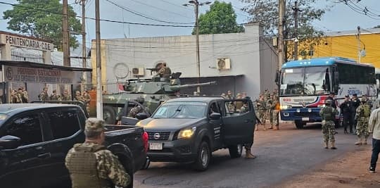 Trasladan a más de 500 internos al penal de Minga Guazú