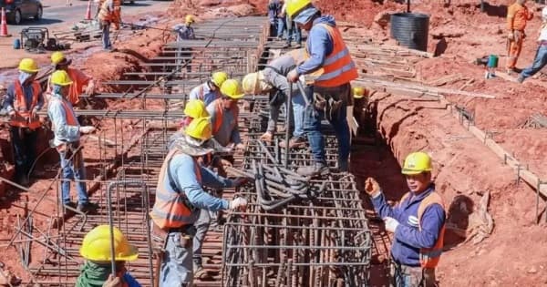 Agentes económicos prevén crecimiento del PIB del 4 %