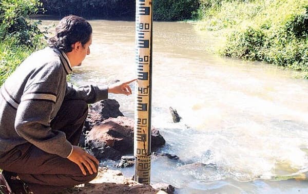 Industrias presionan para no pagar por agua del Acuífero Patiño