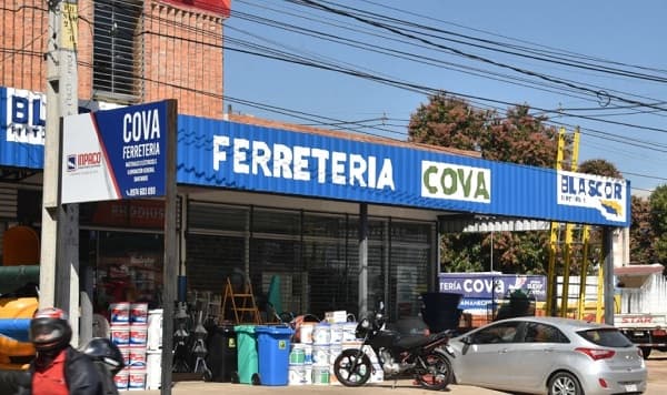 Nenecho pagó con bonos a firma de detergentes de oro