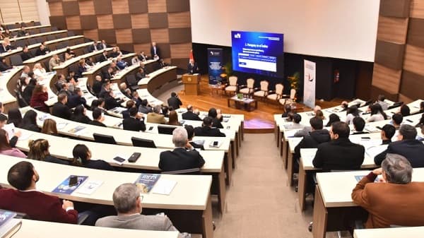 Corrupción afecta confianza y limita crecimiento económico