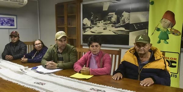 Víctimas de dictadura exigen renuncia de Defensor del Pueblo