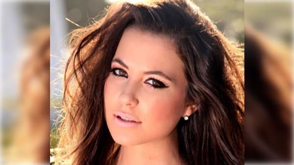 Peña asciende a hija de D’Ecclesiis en Consulado de Río