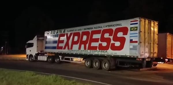 Tres policías heridos en enfrentamiento con piratas del asfalto