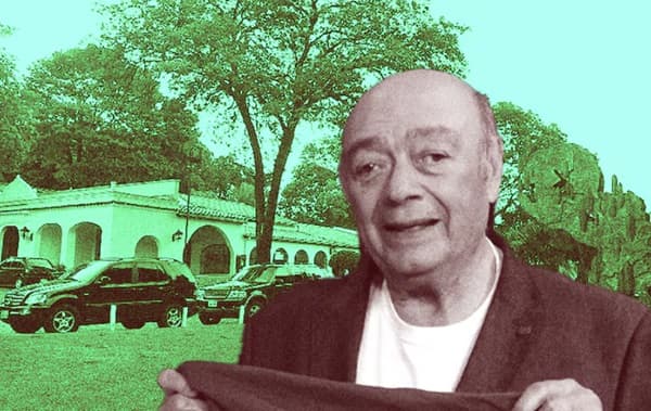 Jaeggli lanza afiches con dron y protesta contra el Cente