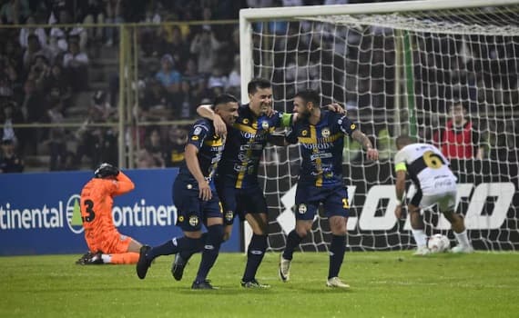 Olimpia mide fuerzas con el sólido Trinidense