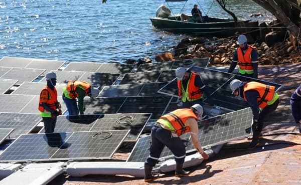 Itaipu inicia montaje de su primera Planta Solar Flotante