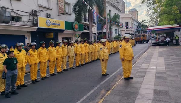 Bomberos Voluntarios cumplen 47 años de entrega y servicio