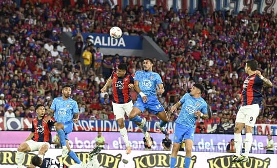 Cerro Porteño y Olimpia igualaron 1-1 en La Nueva Olla