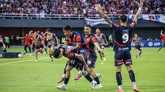 La directiva de Cerro Porteño promete un premio triple si el equipo vence a Olimpia este domingo