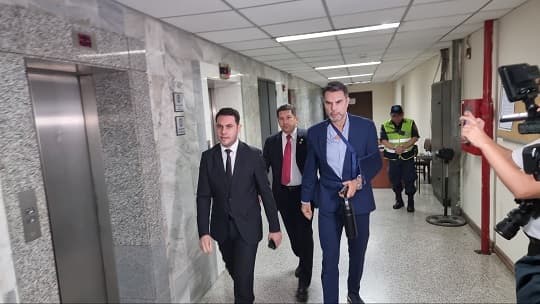 Justicia define hoy si Hernán Rivas irá a juicio oral por el caso título falso