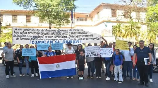 Denuncian falta de insulina y médicos para niños con diabetes