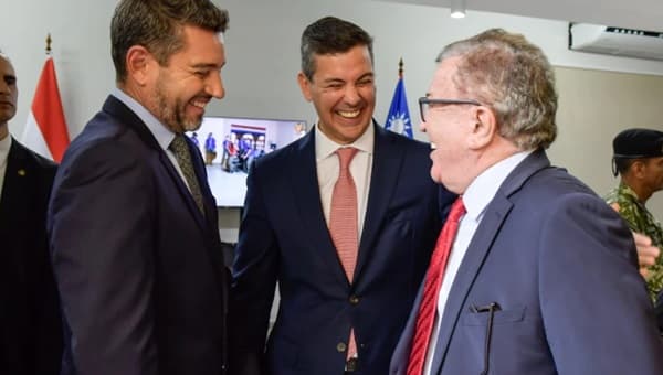 Peña evita explicar el origen de los sobres y denuncia ataques que “cruzaron límites”