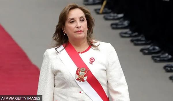 Congreso de Perú destituye a la presidenta Dina Boluarte por “permanente incapacidad moral”