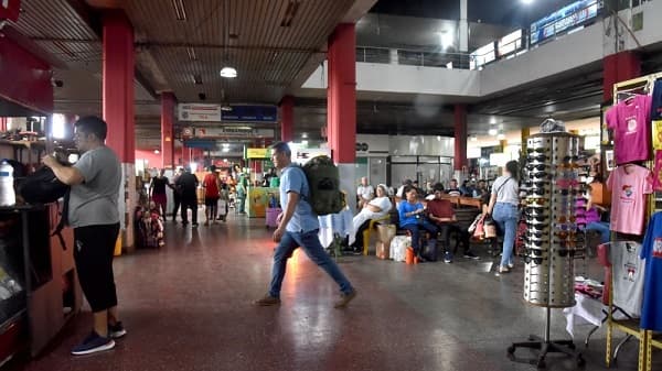 Denuncian presuntas cajas paralelas en la Estación de Buses