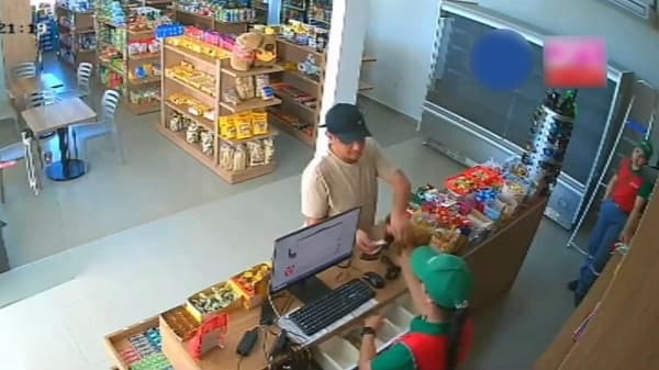 Estafan a cajeras al estilo “la uruguaya” de Nueve Reinas