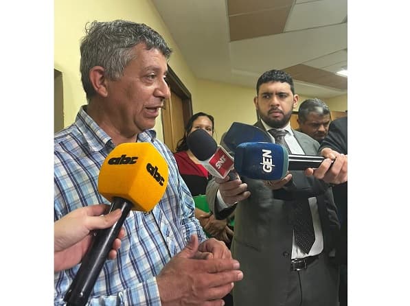 Víctimas de la Mafia de los Pagarés pedirán juicio a ministros de Corte