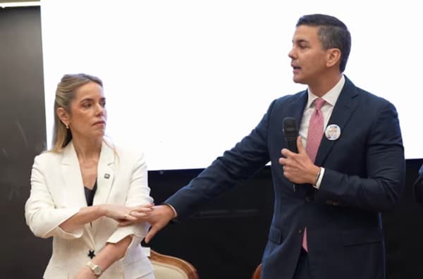 Seprelad podrá exigir a la primera dama justificar regalo en efectivo