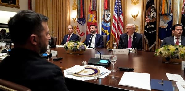 Trump y Zelenski se contradicen sobre Putin en la Casa Blanca