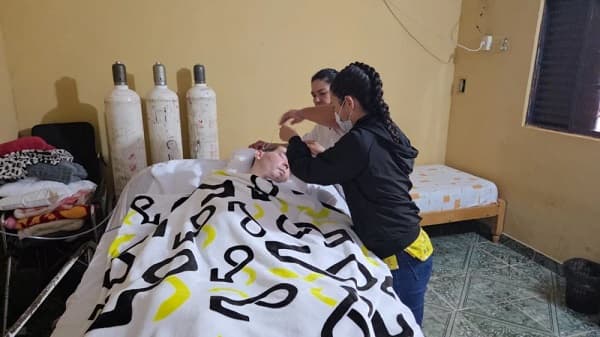 Familia pide ayuda para policía herido por el EPP