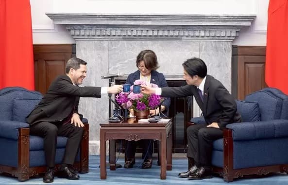 Paraguay contará con su primer avión ambulancia por donación de Taiwán