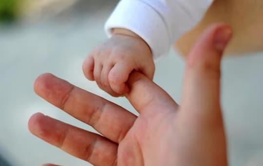 El Ministerio de la Niñez promueve la adopción, pero ciudadanos dicen que esperan años para adoptar y enfrentan muchas trabas