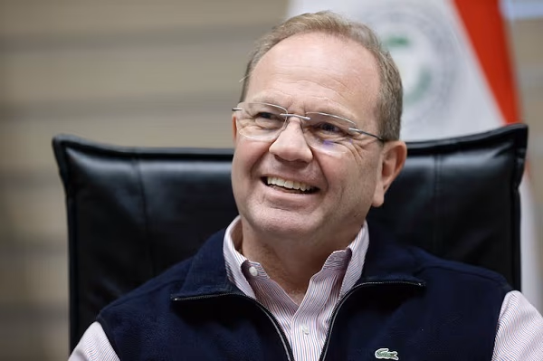 Camilo Pérez anuncia candidatura a intendencia de Asunción