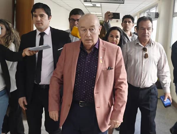 Corte confirma condena de Bajac por coima judicial