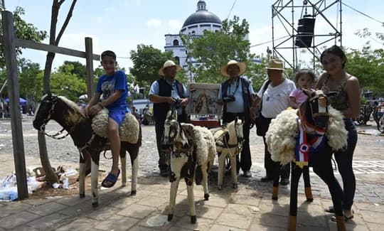 El “Recuerdo de Caacupé” sobrevive a los celulares