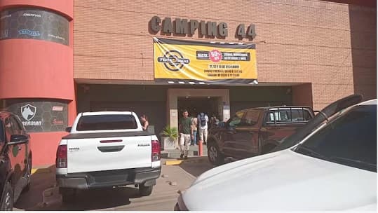 Allanan Camping 44 por presunto tráfico de armas