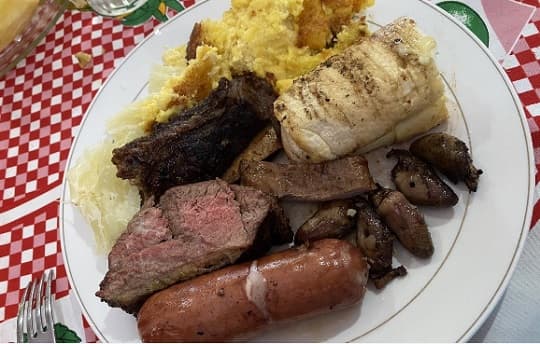 Recomendaciones clave para evitar intoxicaciones en Año Nuevo