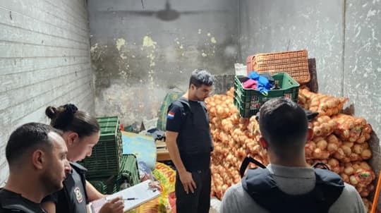 Cae grupo que vendía cocaína en depósitos del Abasto: cuatro detenidos y más de mil dosis incautadas