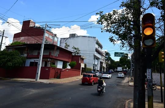 Obra privada provoca falla en semáforos de Asunción