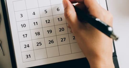 Plantean 30 días de vacaciones para trabajadores del sector privado