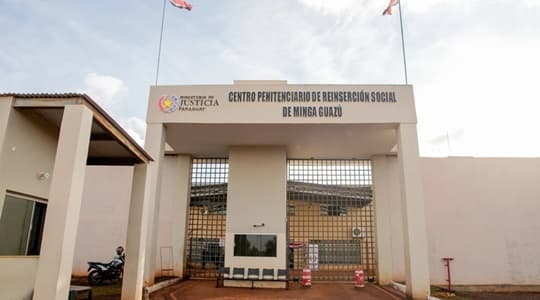 Fuga en penal de máxima seguridad en Minga Guazú: dos reclusos escaparon en la madrugada