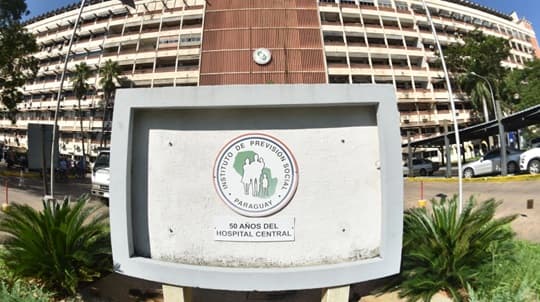 Diputado acusa que IPS gasta USD 25 millones en lavandería