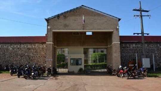 Violento enfrentamiento entre internos deja un herido en la cárcel de Concepción