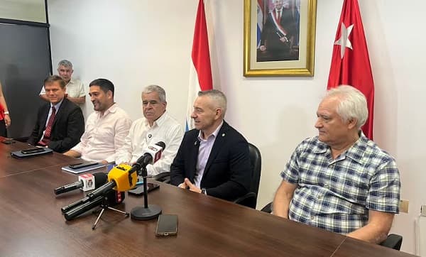 Pedro Halley busca concejalía de Asunción con Añetete