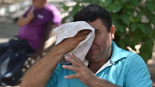 Cómo prevenir golpes de calor en adultos mayores