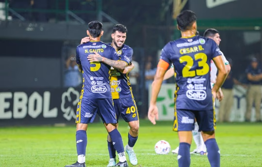 Triki ganó el Clásico de Trinidad frente a Rubio Ñu