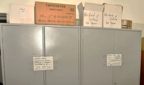 Un armario en la Morgue custodia restos de la dictadura