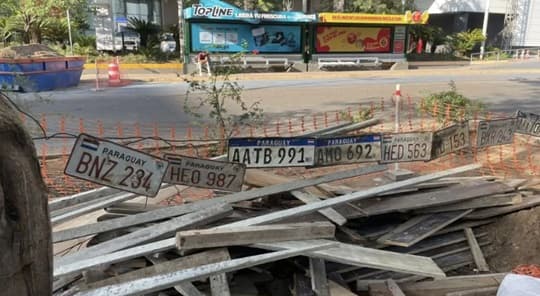 Chapas perdidas tras lluvias aparecen en Santa Teresa
