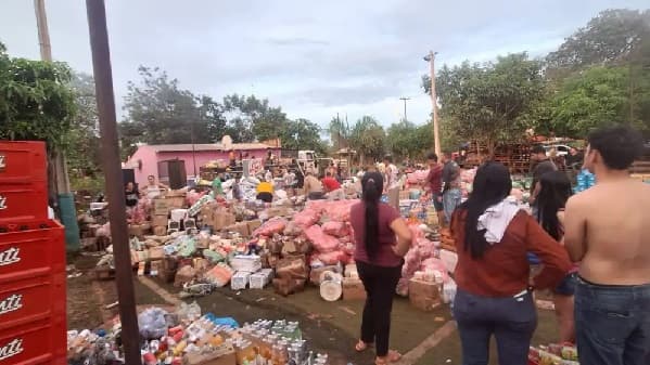 Local comercial queda devastado por incendio