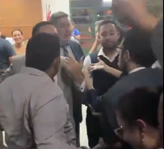 Denuncian irregularidades en elección en Derecho UNA