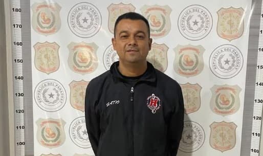 Cayó en su propio show: lo contrataron como músico y lo detuvieron