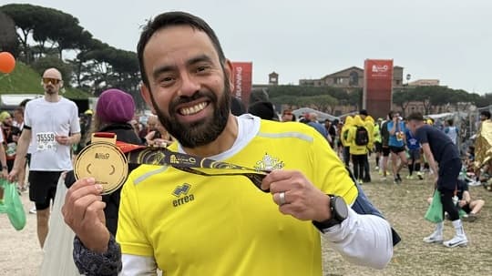 Sacerdote paraguayo corrió maratón en Roma